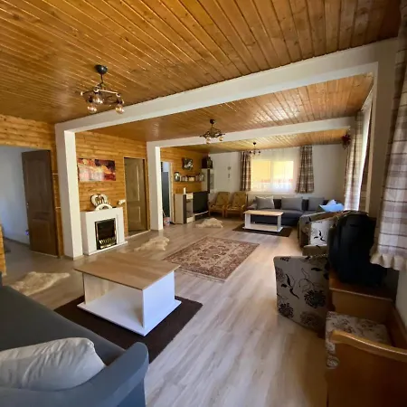Di &d House #rai * Banita